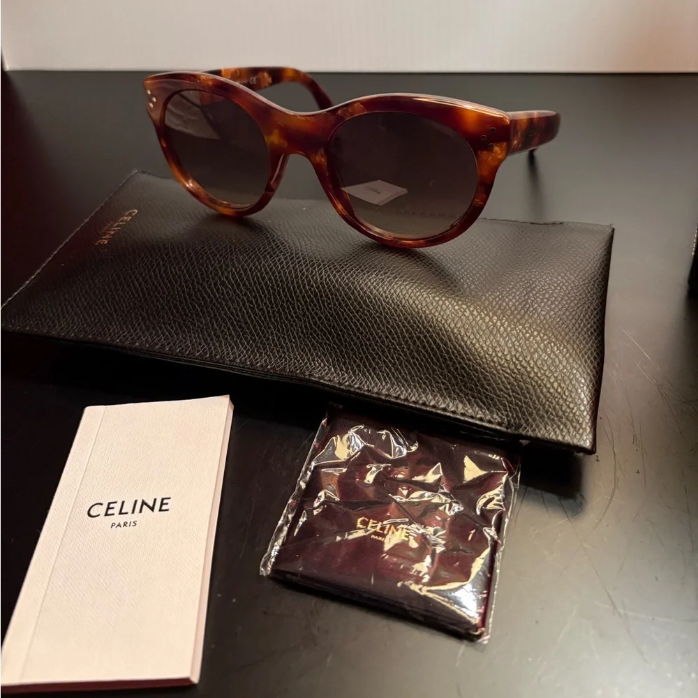 CELINE Round S332 Sunglasses